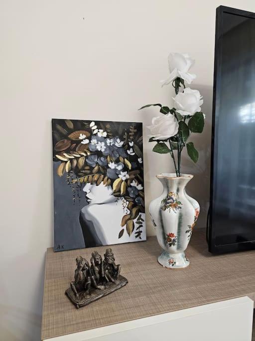 Serenity In The Heart Of Varna With Parking Exteriör bild